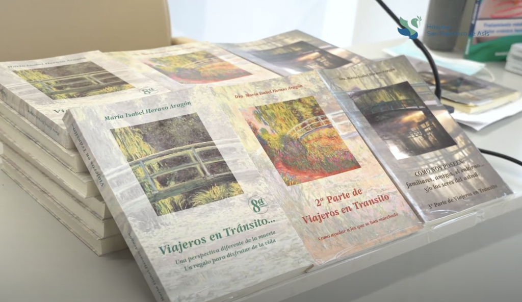 La Dra. Heraso ha presentado el último libro de la trilogía Viajeros en Tránsito